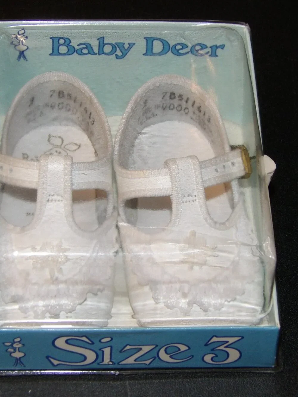 White Baby Deer Infant Baby Crib Shoes Size 3 (6-9 Months) new in box